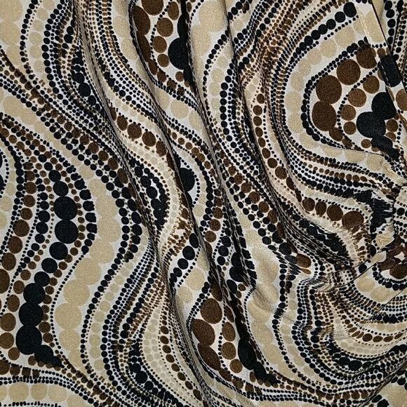 Essentials by Milano wrap look top Sz. L NWT - Picture 4 of 6